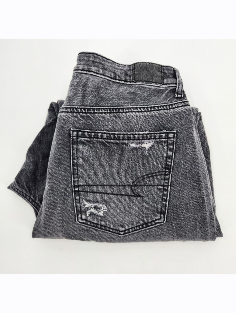 American Eagle Highest Rise Mom Jean Womens Size 12 Short Destroyed Black Faded